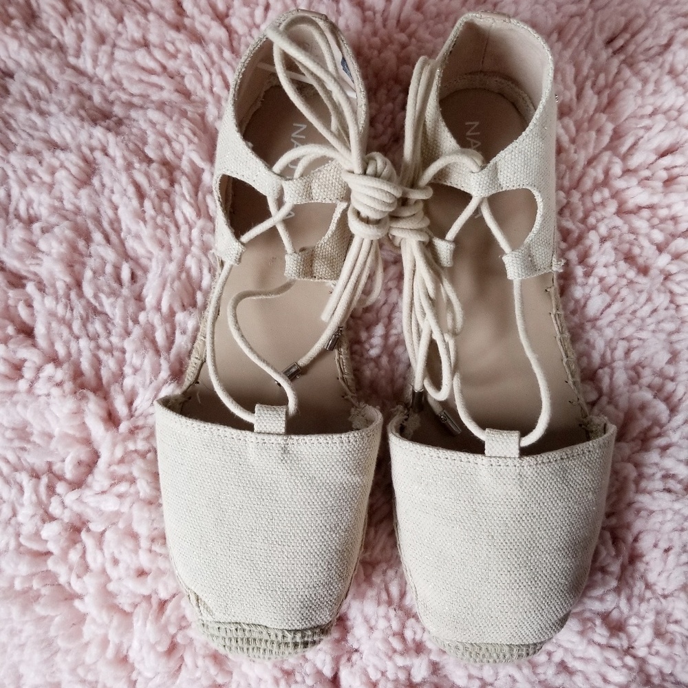 Nauctica Mackson style tan canvas espradille flats